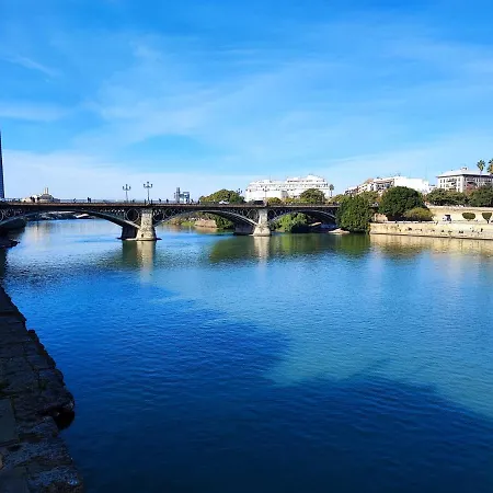 Betis Del Oro Homestay Seville